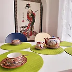 Deck-apartment, Next To Forest, Of Mountain, Free Parking, Renovated