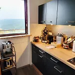 Deck-apartment, Next To Forest, Of Mountain, Free Parking, Renovated *