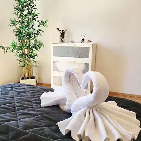 Renovated Balcony-apartment, Next To Forest, Indoor Fireplace, On Mountain, Free Parking סכונאץ'