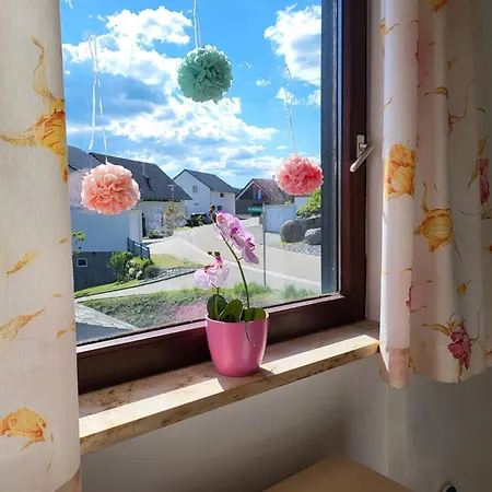 דירה Renovated Balcony-apartment, Next To Forest, Indoor Fireplace, On Mountain, Free Parking *