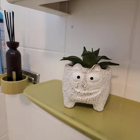 Renovated Balcony-apartment, Next To Forest, Indoor Fireplace, On Mountain, Free Parking דירה *