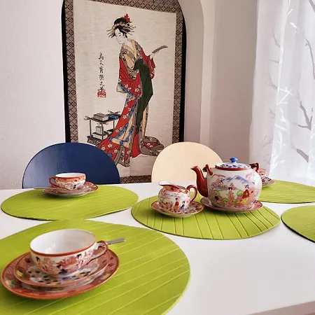 Renovated Balcony-apartment, Next To Forest, Indoor Fireplace, On Mountain, Free Parking